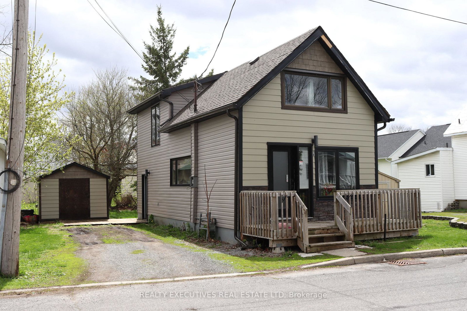 18-mill-street-north-dundas-ontario-x12913928