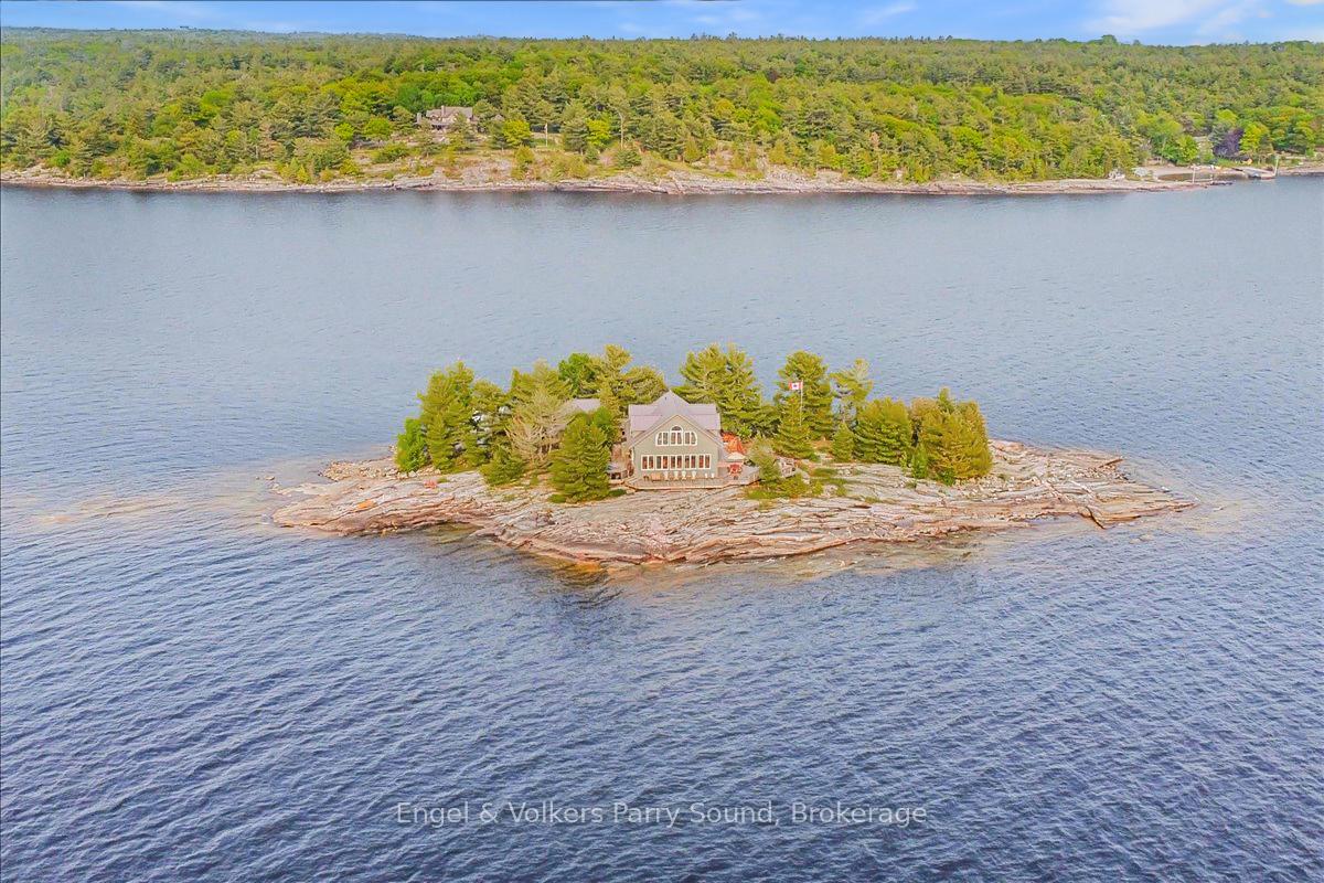 1-three-tree-island-mcdougall-ontario-x12914054