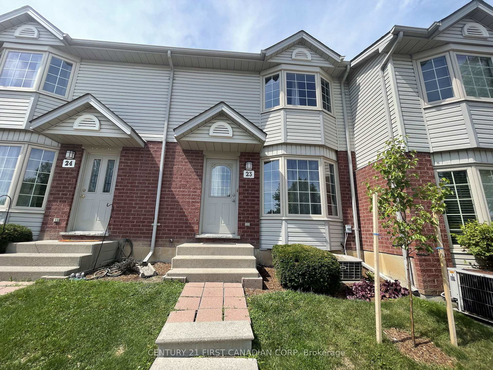 70-chapman-court-london-north-ontario-x12914316