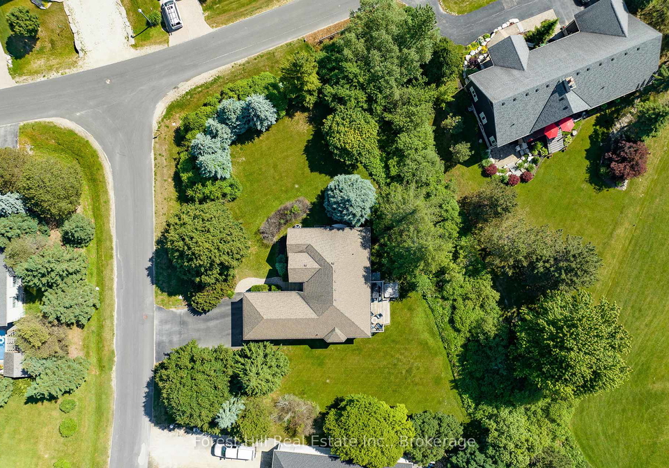 140-augusta-crescent-blue-mountains-ontario-x12914430