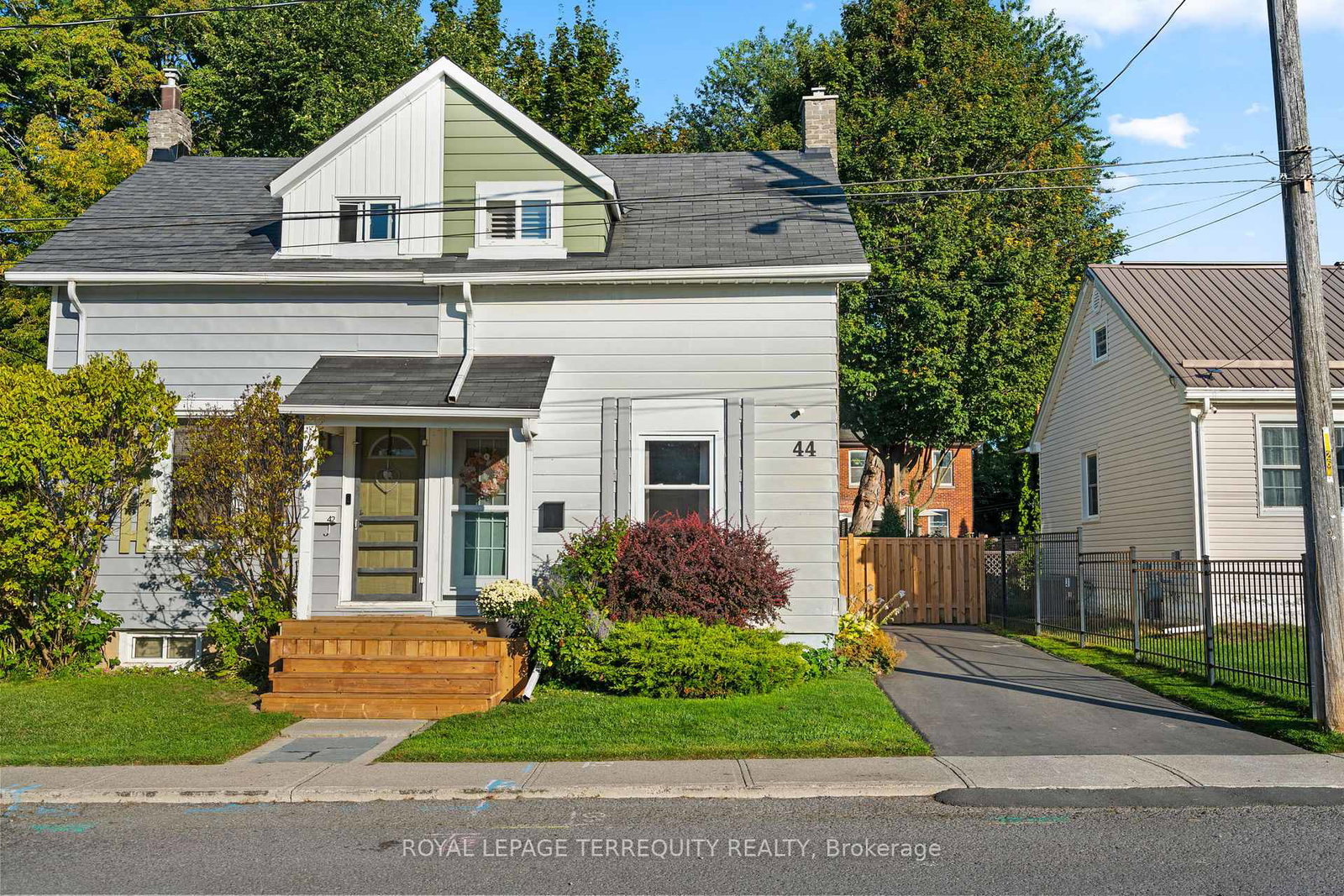 44-young-street-port-hope-ontario-x12914652
