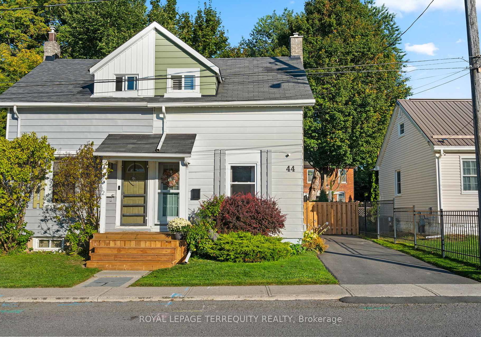 44-young-street-port-hope-ontario-x12914652