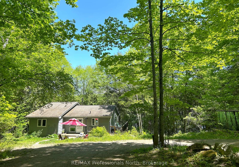 1048-elk-drive-dysart-et-al-ontario-x12915000