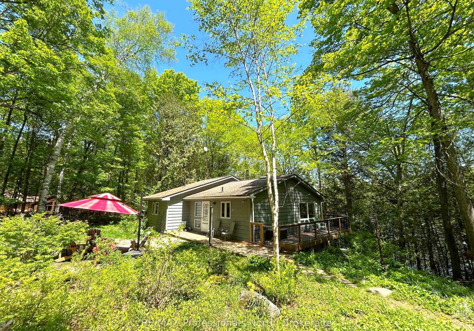 1048-elk-drive-dysart-et-al-ontario-x12915000