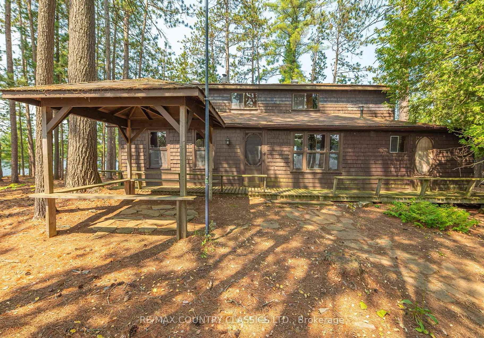 22-chandos-lk-balmer-island-north-kawartha-ontario-x12915080