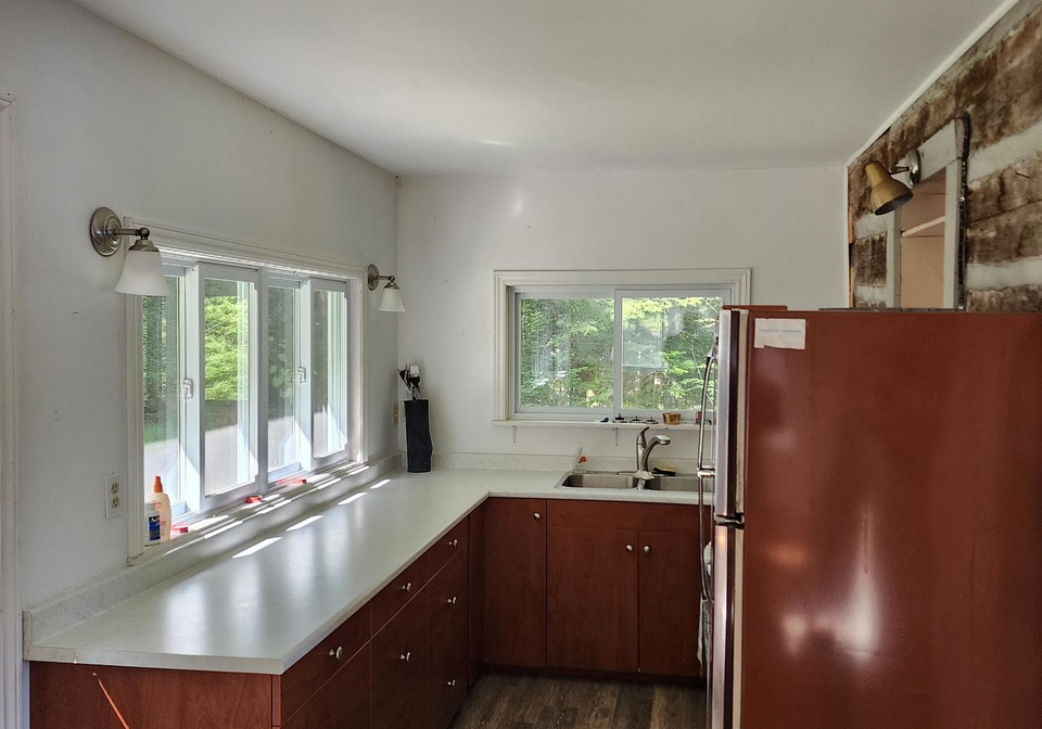 24-daniels-lane-north-kawartha-ontario-x12915084