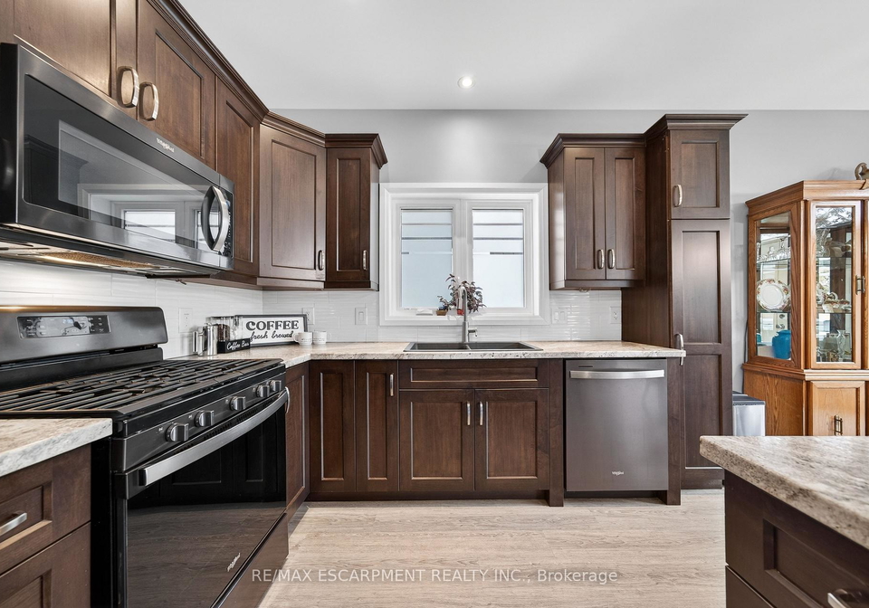 740-main-street-e-haldimand-ontario-x12915184