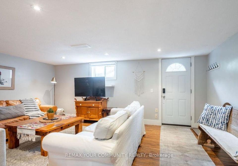 1-picton-street-w-hamilton-ontario-x12915440
