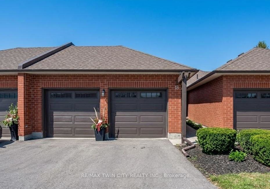 10-isherwood-avenue-cambridge-ontario-x12915492