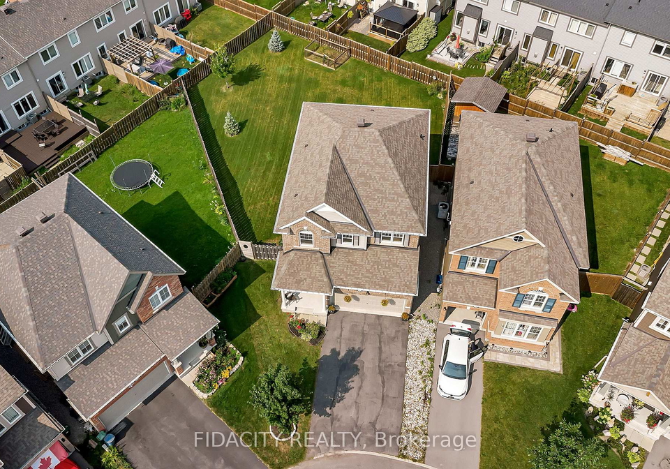 16-sweetbay-circle-ottawa-ontario-x12915520