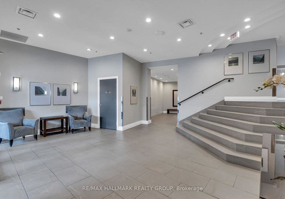 420-berkley-avenue-ottawa-ontario-x12915584