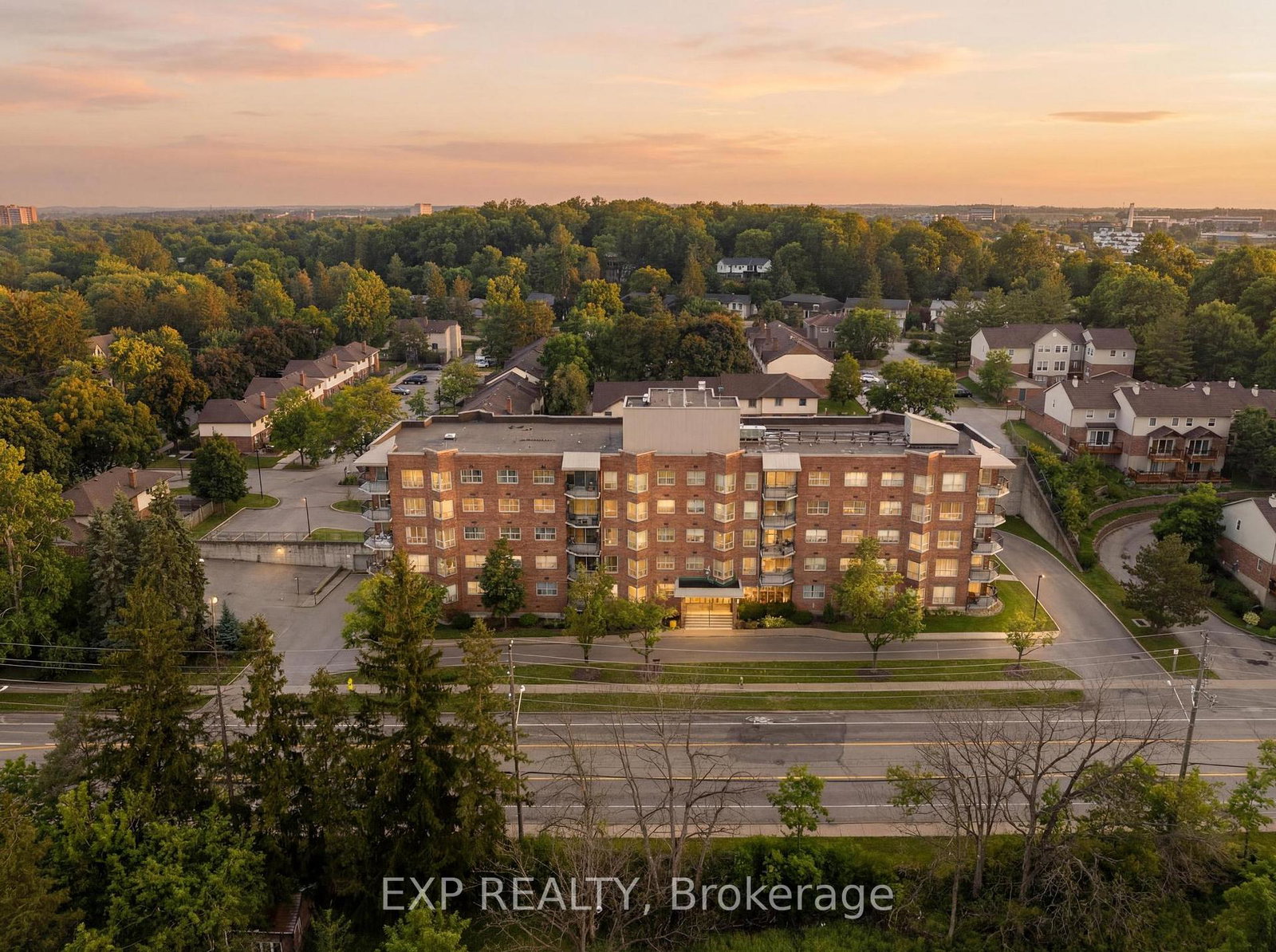 300-keats-way-waterloo-ontario-x12915856