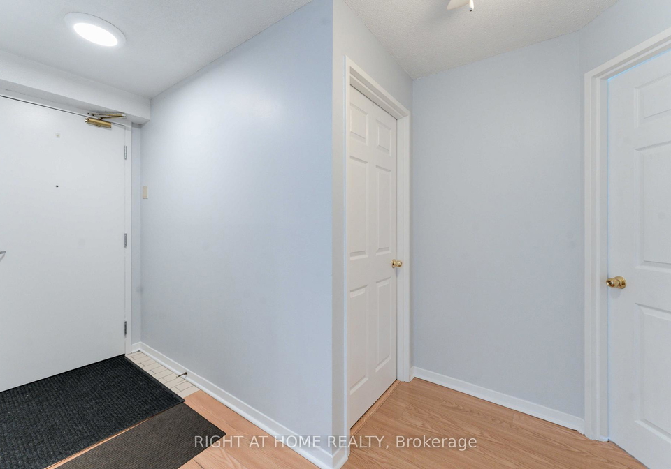 1440-heron-road-ottawa-ontario-x12915946