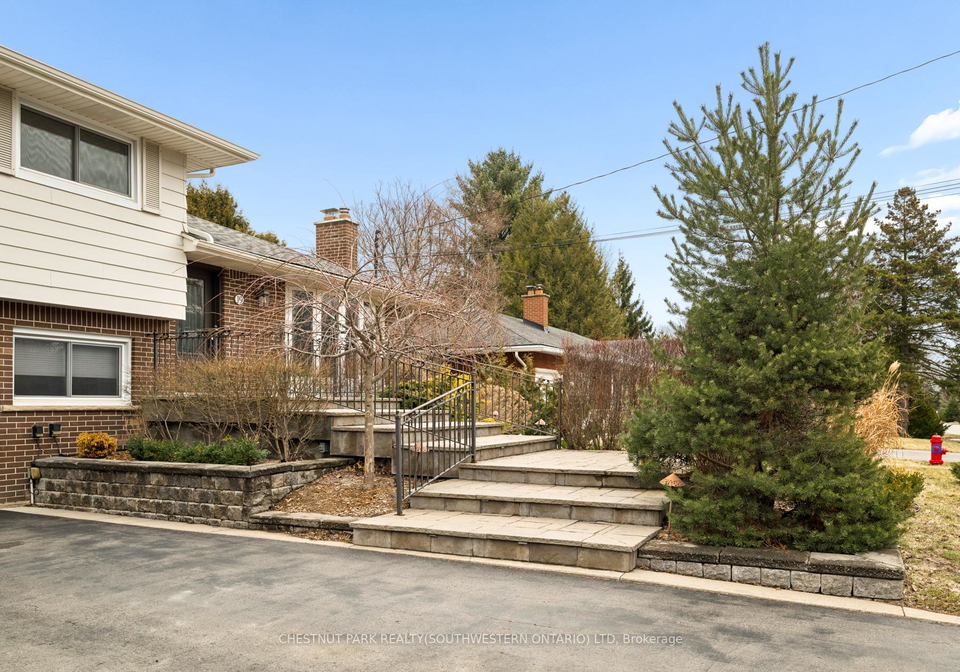 19-douglas-road-hamilton-ontario-x12916048