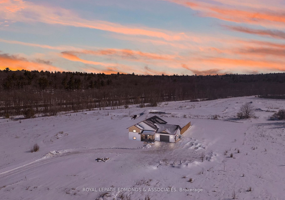 1097-sutherland-road-whitewater-region-ontario-x12916056