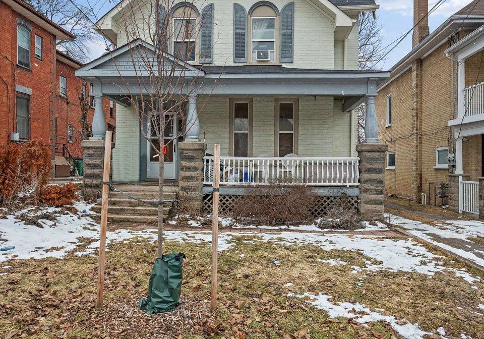 196-dalhousie-street-peterborough-ontario-x12916068