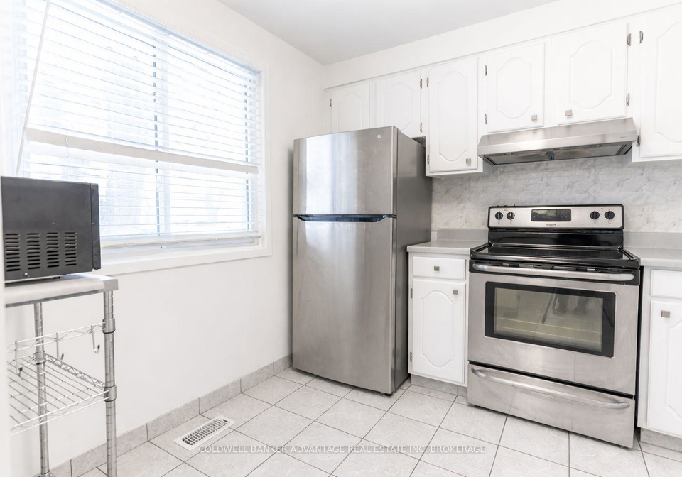 5815-swayze-drive-niagara-falls-ontario-x12916352