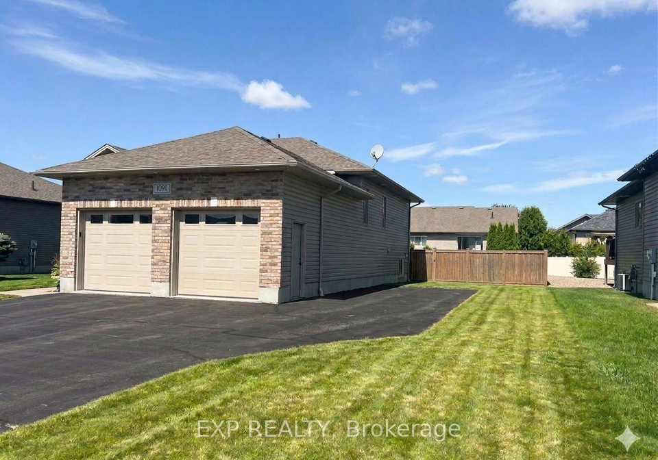 1093-cloverdale-court-greater-sudbury-ontario-x12916362