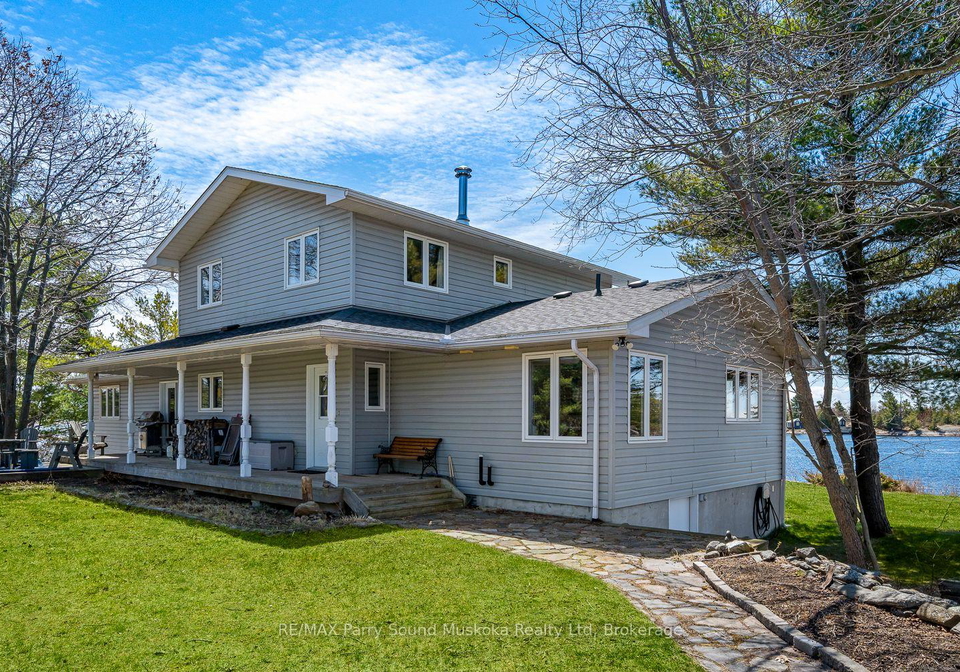 13-janet-lane-carling-ontario-x12916404