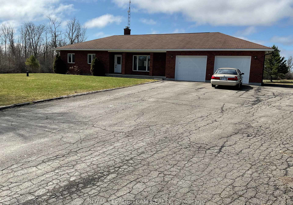1237-ramsay-conc-12-road-mississippi-mills-ontario-x12916442