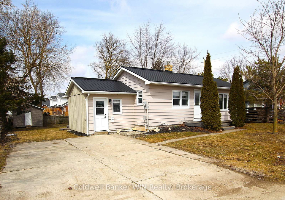 383-wellington-street-e-wellington-north-ontario-x12916450