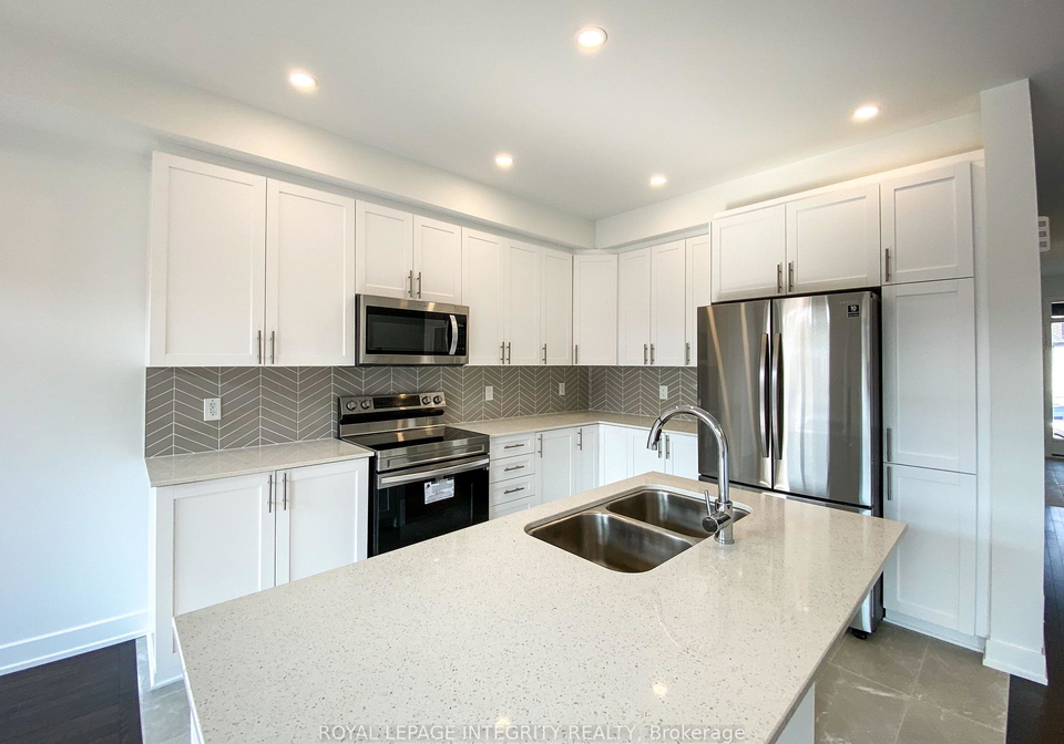 239-zinnia-way-ottawa-ontario-x12916578