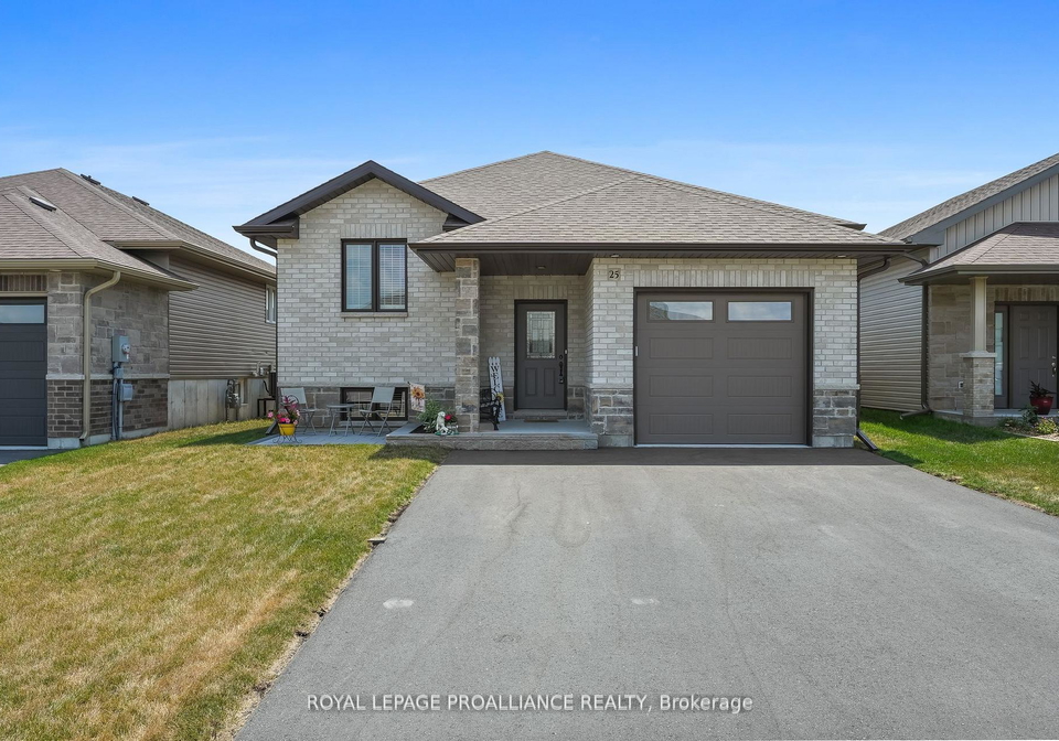 25-cedar-park-crescent-quinte-west-ontario-x12916606