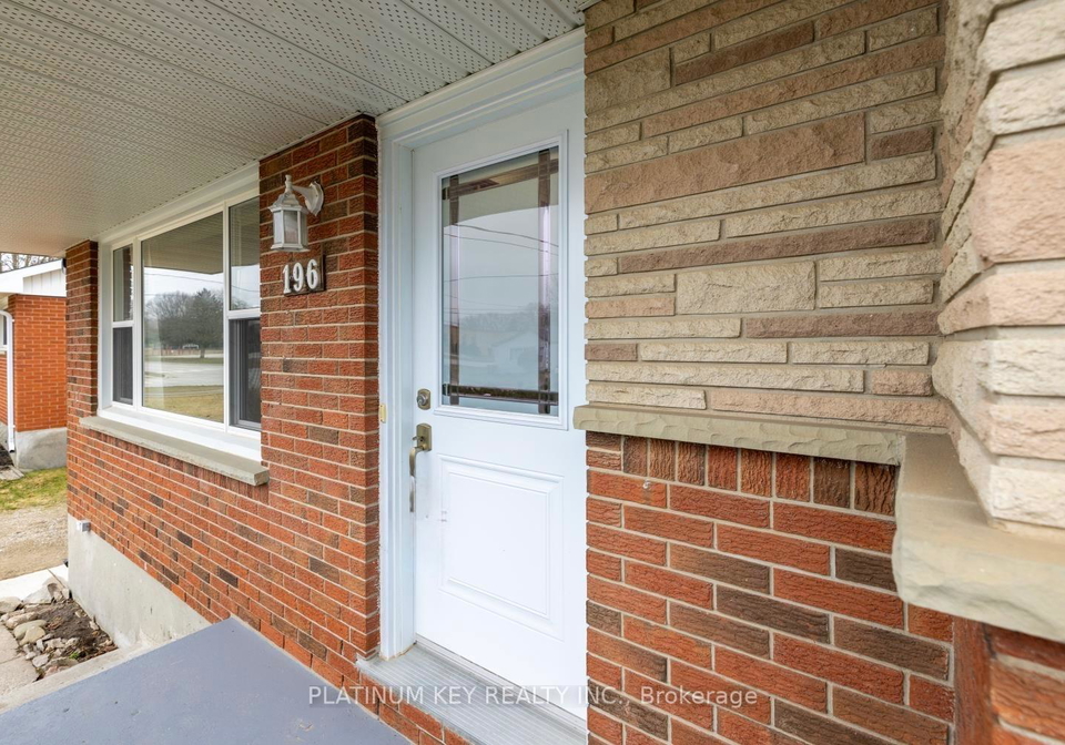 196-mckellar-street-strathroy-caradoc-ontario-x12916800