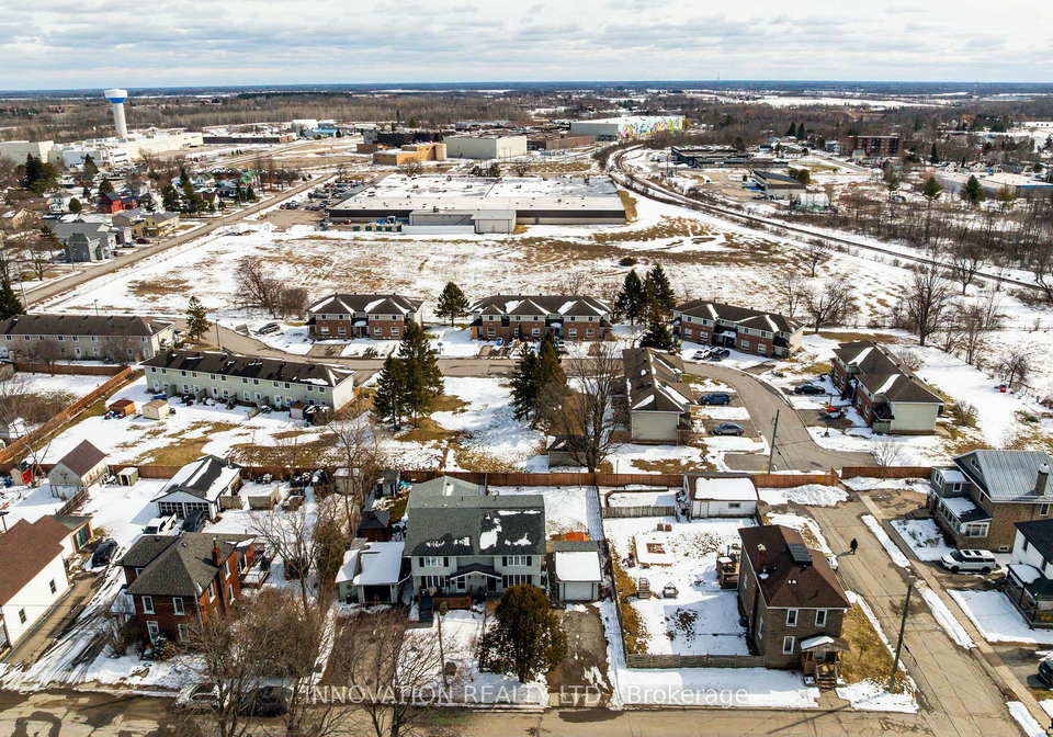 19-thomas-street-smiths-falls-ontario-x12917090