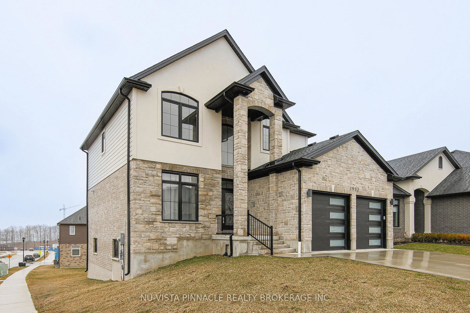 1932-trailsway-drive-london-south-ontario-x12917138