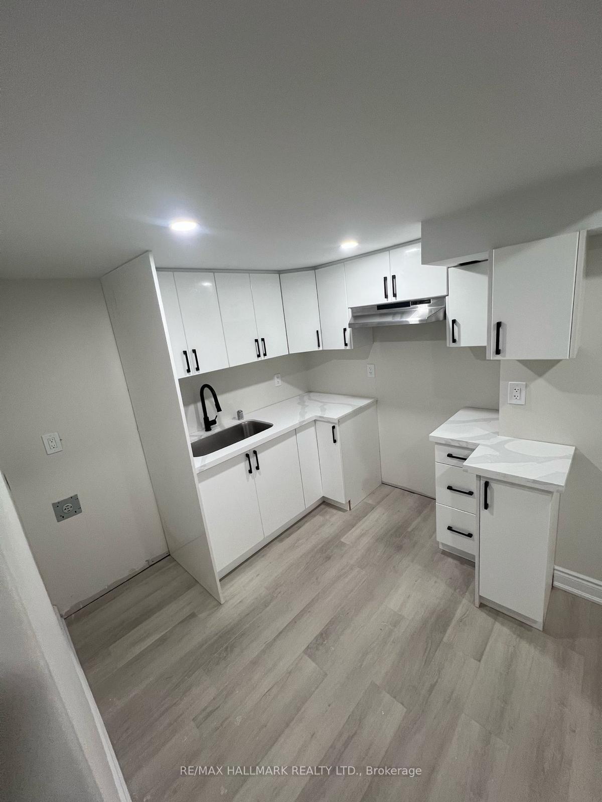 19-routley-street-kitchener-ontario-x12917198