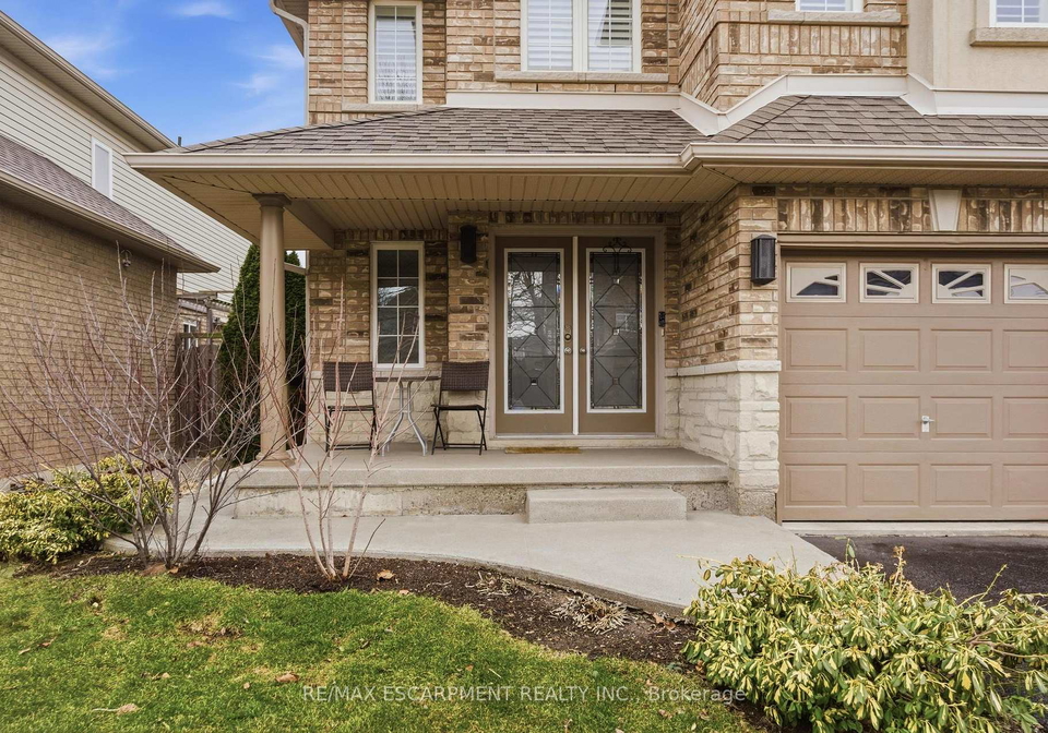 139-bocelli-crescent-hamilton-ontario-x12917310
