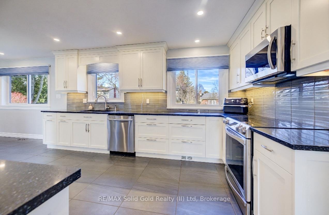 63-kingston-crescent-kitchener-ontario-x12917768