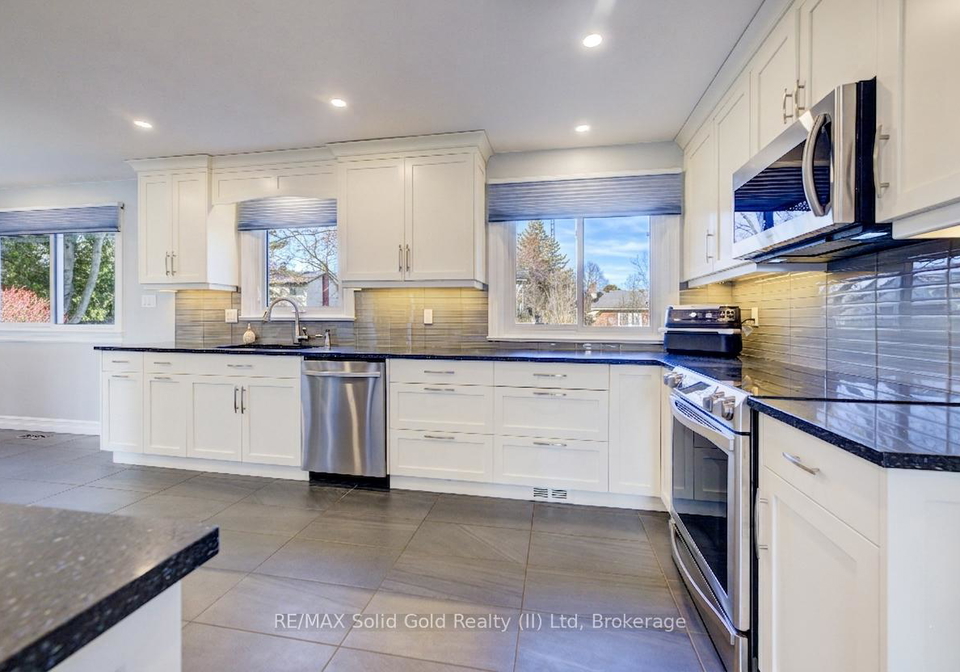 63-kingston-crescent-kitchener-ontario-x12917768