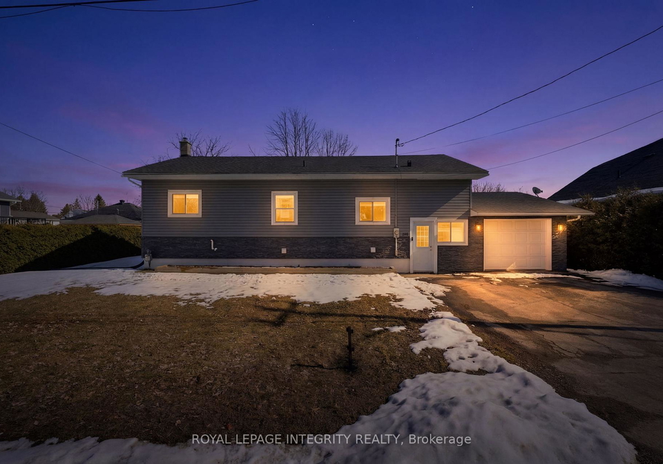 108-george-street-e-north-grenville-ontario-x12917818