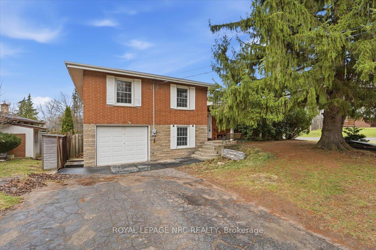 14-valiant-street-w-pelham-ontario-x12917886