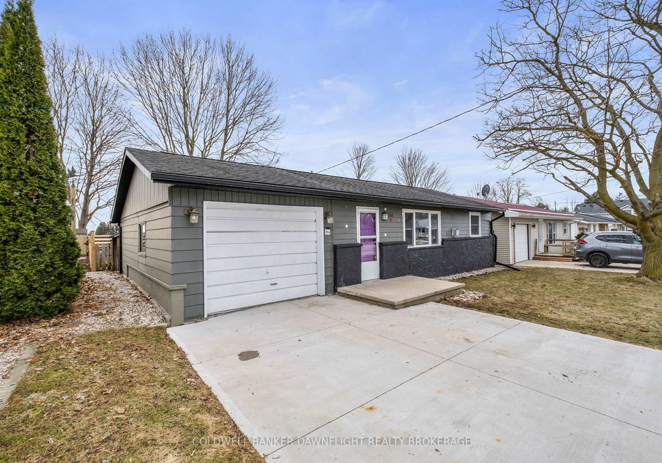 161-huron-street-e-south-huron-ontario-x12917974