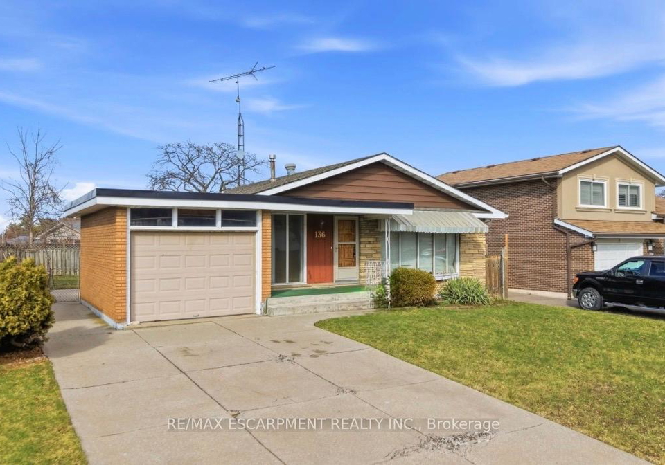 136-cromwell-crescent-hamilton-ontario-x12917978