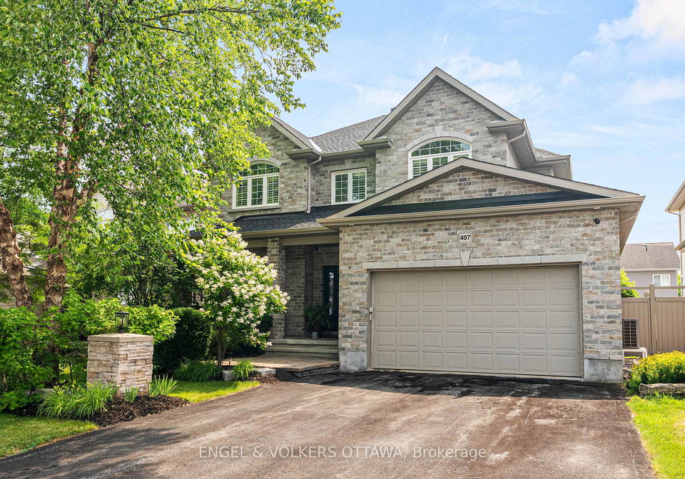 407-landswood-way-ottawa-ontario-x12918316