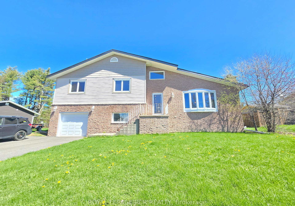 18-westvale-drive-bracebridge-ontario-x12918318