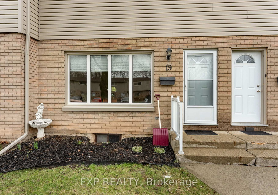 4215-meadowvale-drive-niagara-falls-ontario-x12918368