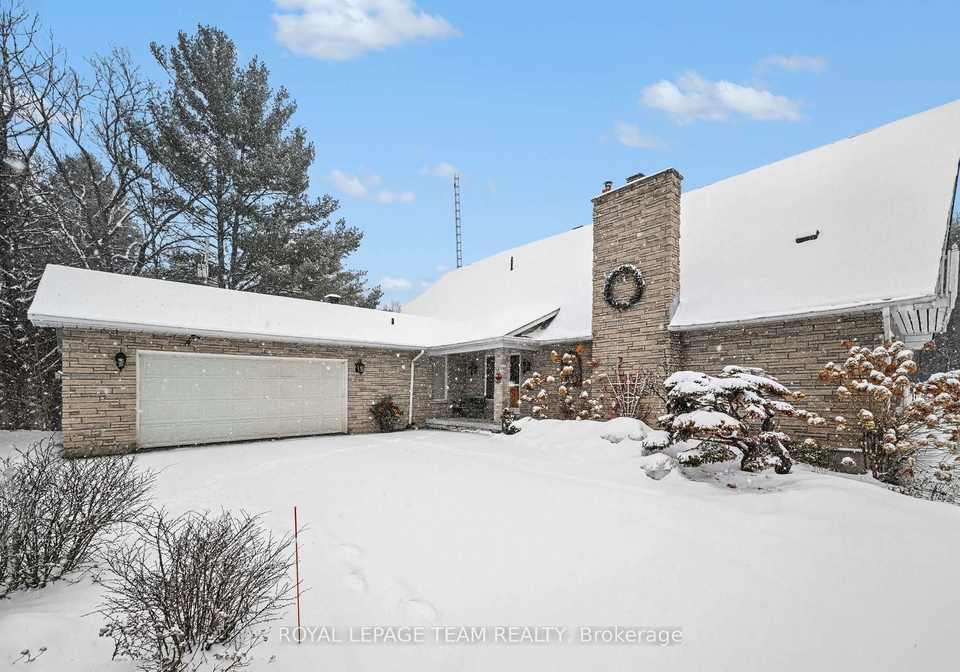 10458-loughlin-ridge-road-north-dundas-ontario-x12918474