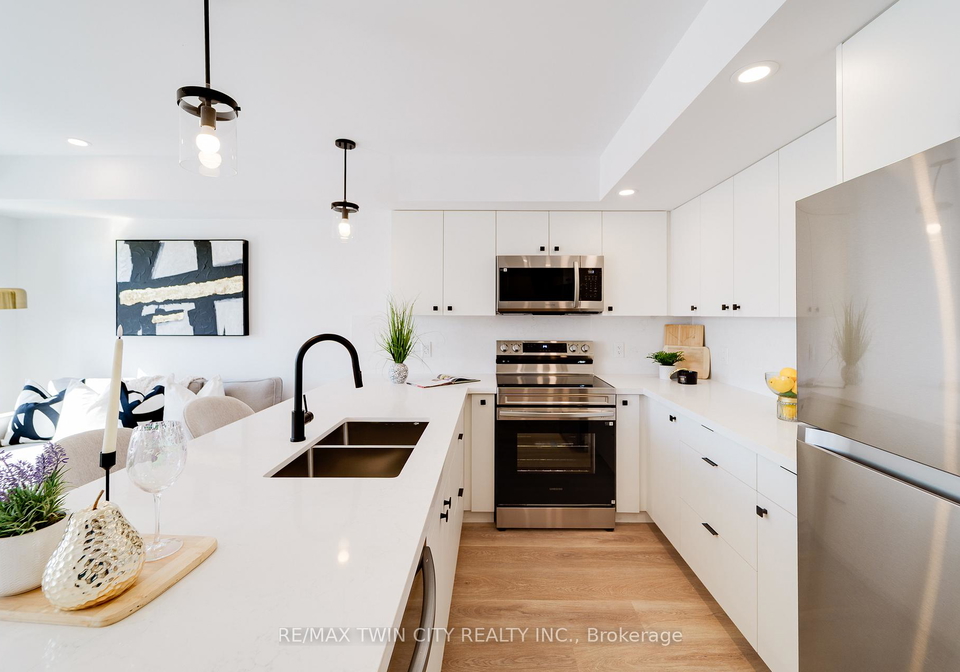 825-stirling-avenue-s-kitchener-ontario-x12918722