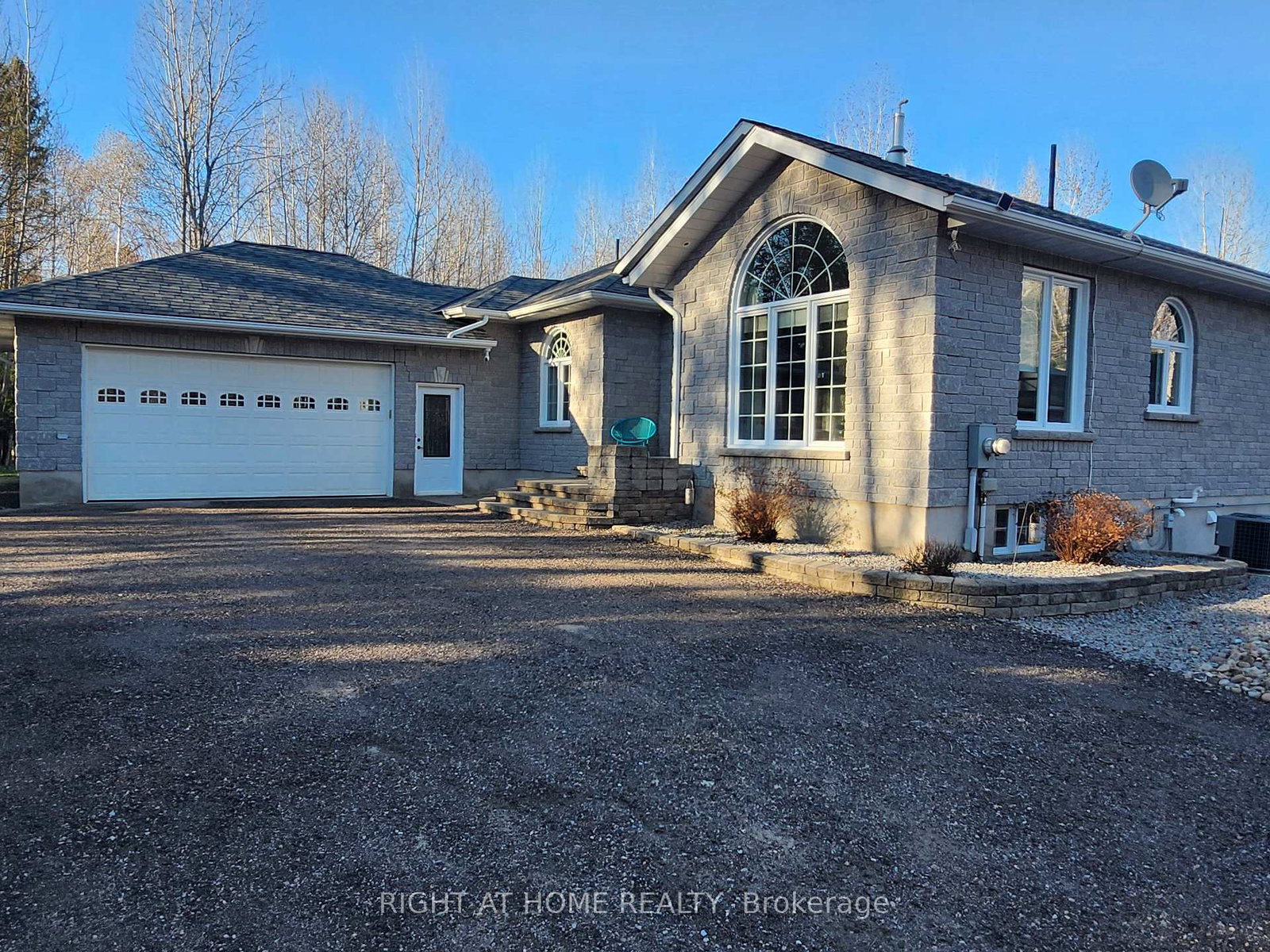 80-rahns-road-laurentian-valley-ontario-x12918894