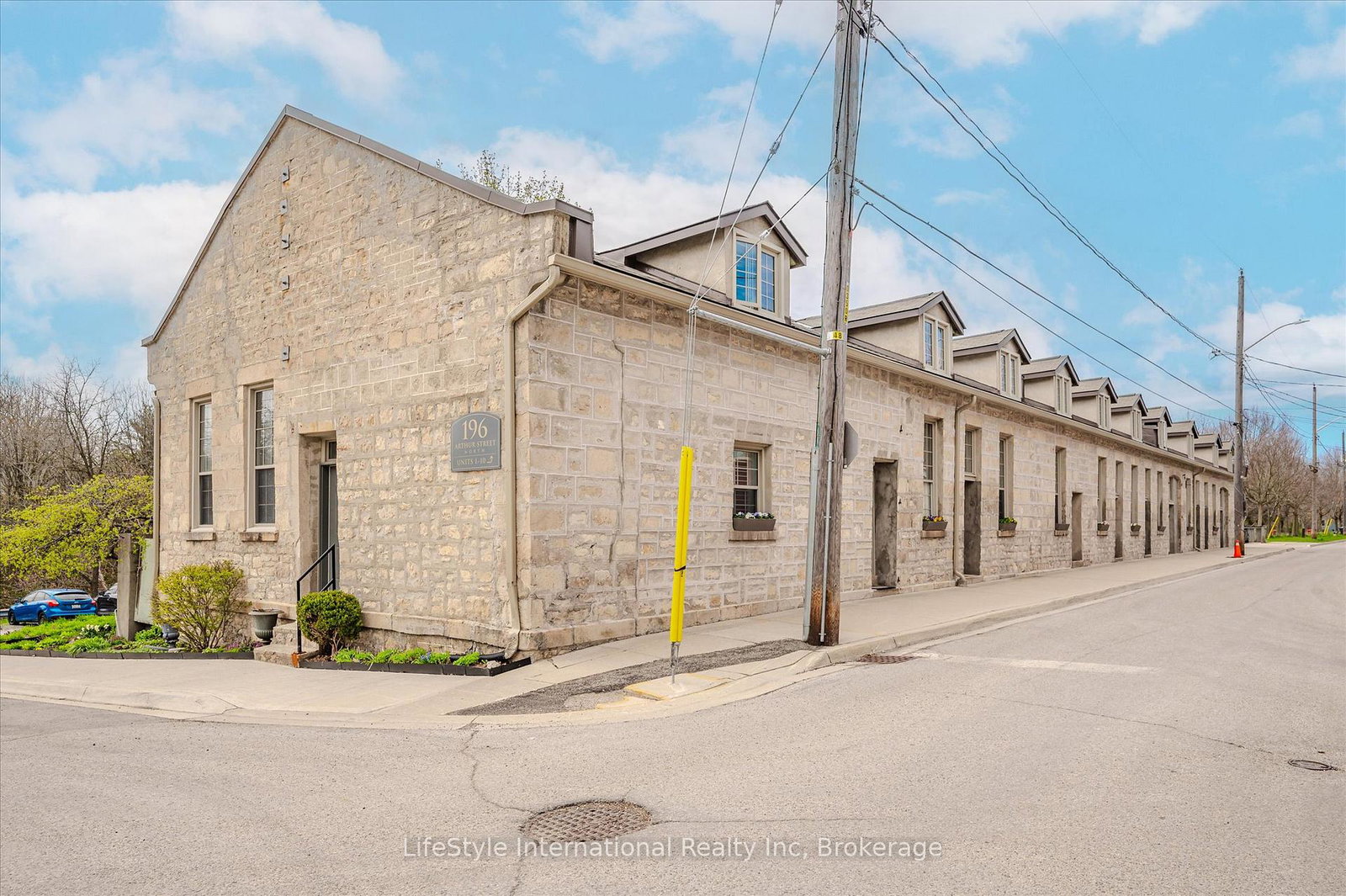 19arthur-street-n-guelph-ontario-x12918984