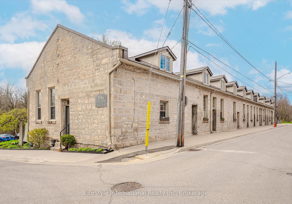 19arthur-street-n-guelph-ontario-x12918984