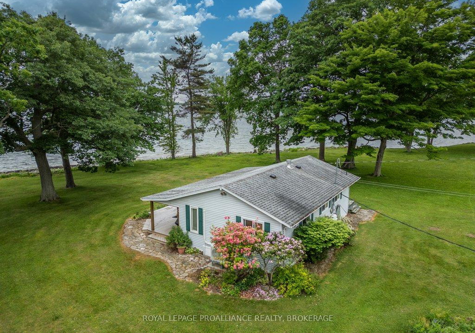 27-berry-lane-frontenac-islands-ontario-x12919000