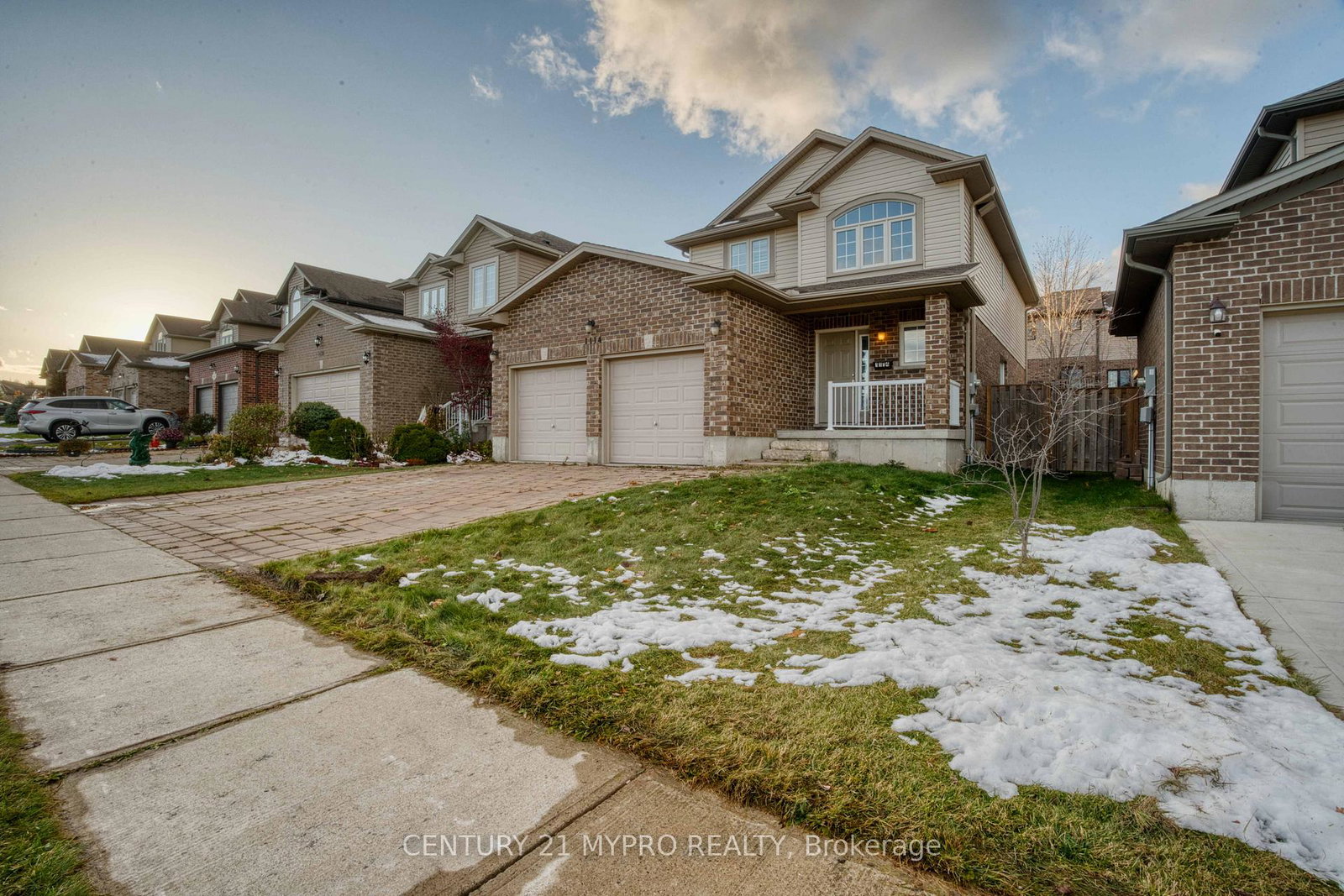 1114-oakcrossing-road-london-north-ontario-x12919100