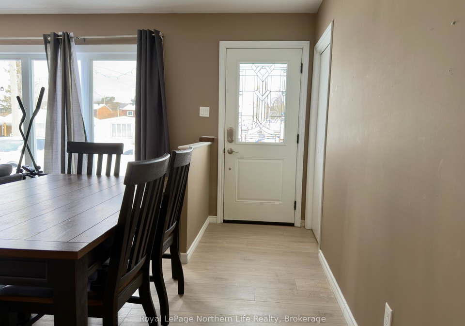 667-montrose-avenue-north-bay-ontario-x12919174