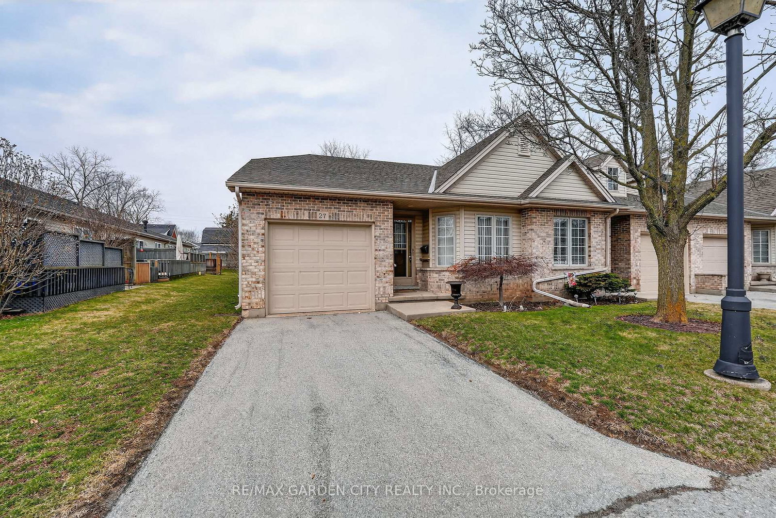 303-central-avenue-grimsby-ontario-x12919252